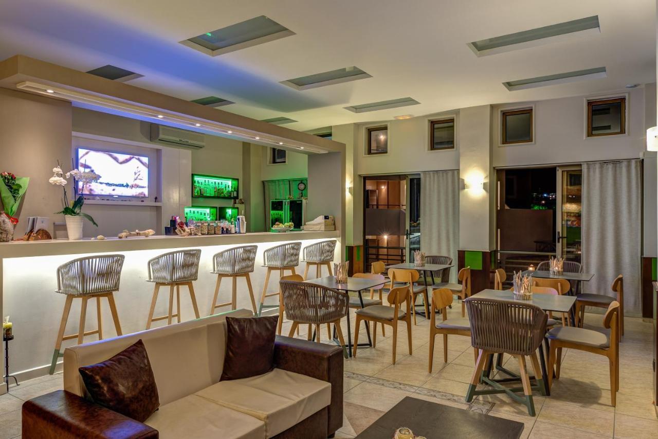 Alkionis Beach Hotel Apartments Sfáka エクステリア 写真