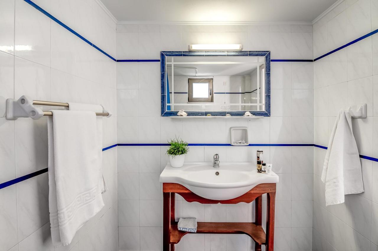 Alkionis Beach Hotel Apartments Sfáka エクステリア 写真